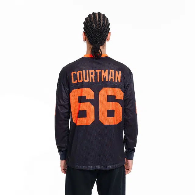 COURTMAN T