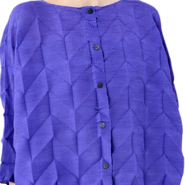 ISSEY MIYAKE