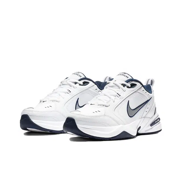 Nike Air Monarch 4