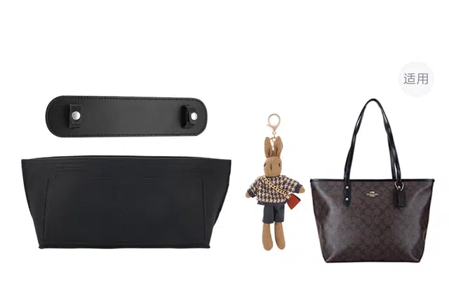 coachzip top tote30