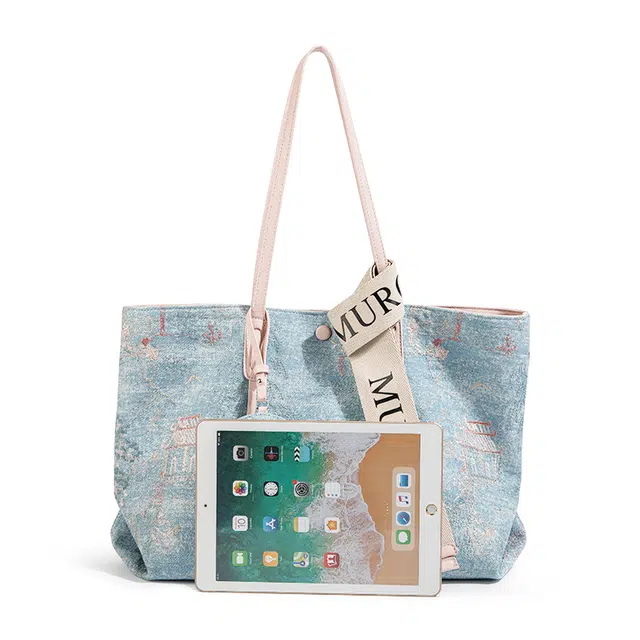 CAEISLKCIEL Tote