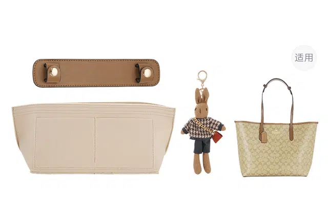 coachzip top tote30