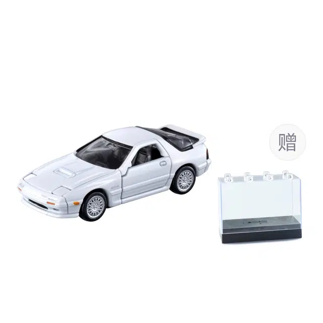 TAKARA TOMY 38-40