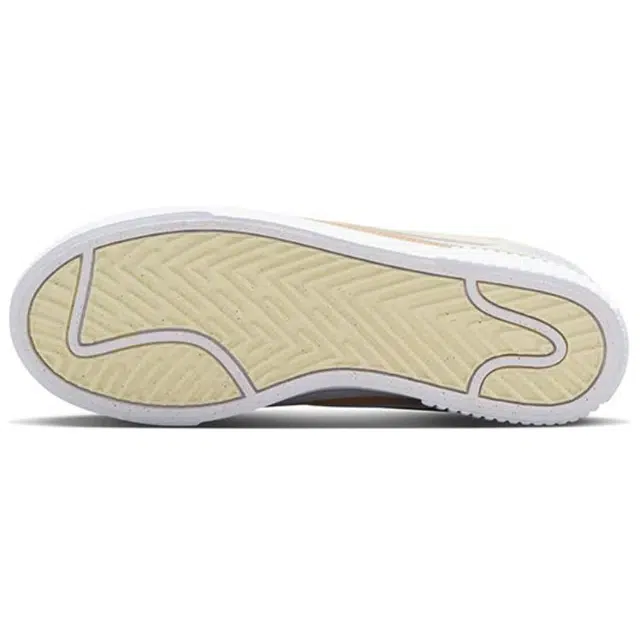 Nike Court Legacy