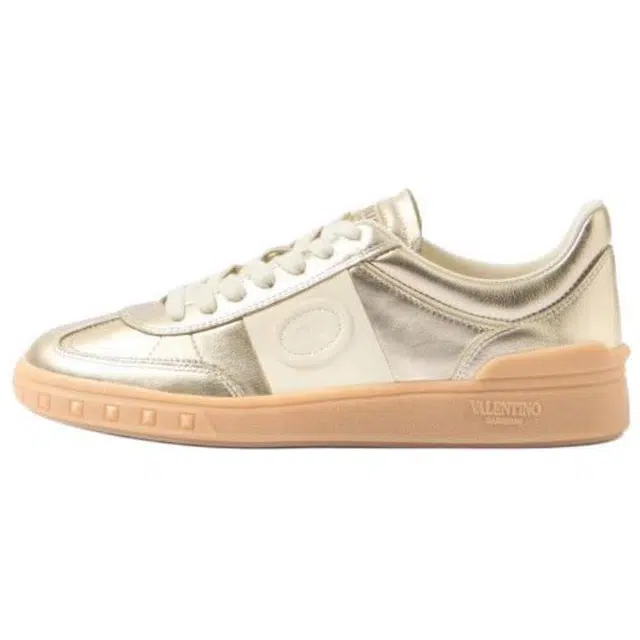 Valentino Upvillage