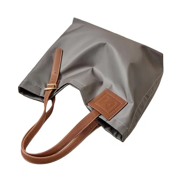 15 MINS Tote