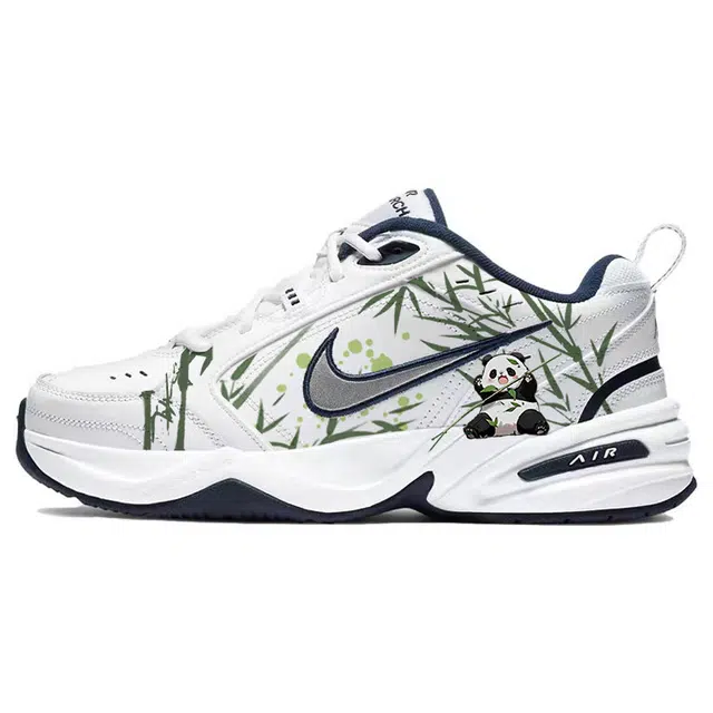 Nike Air Monarch 4