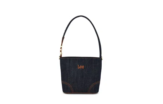 Lee