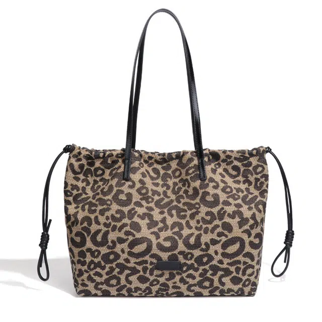 VANDEE Commuter Tote Bag