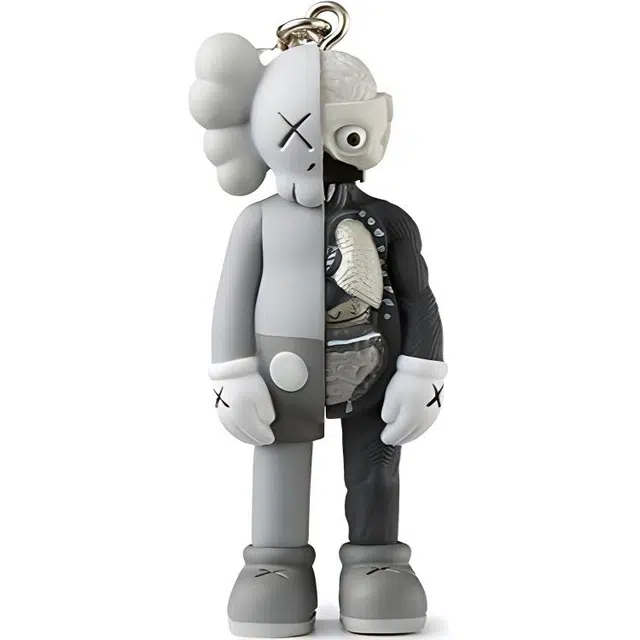 KAWS COMPANION FLAYED KEYHOLDER 3 9cm
