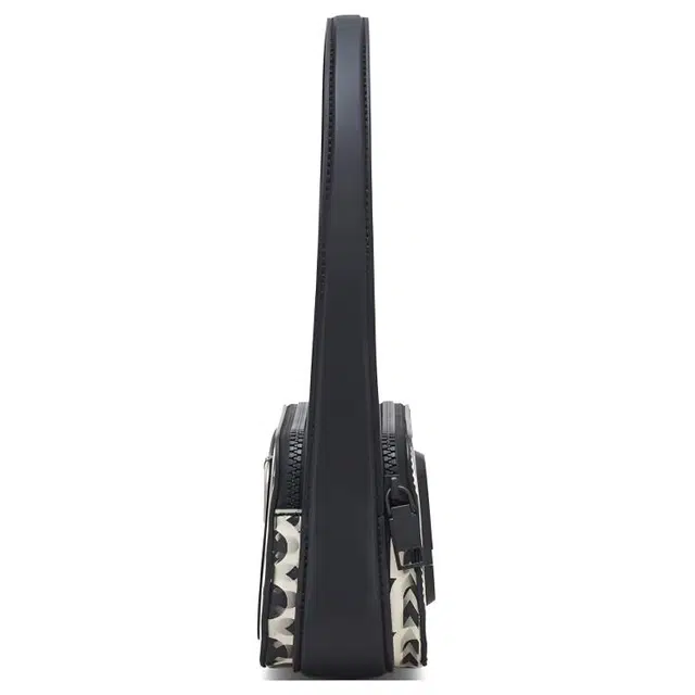 MARC JACOBS Logo