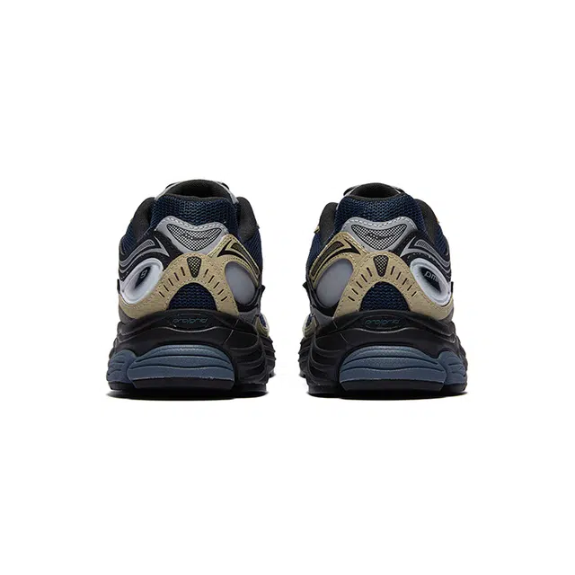 Saucony PROGRID OMNI 9