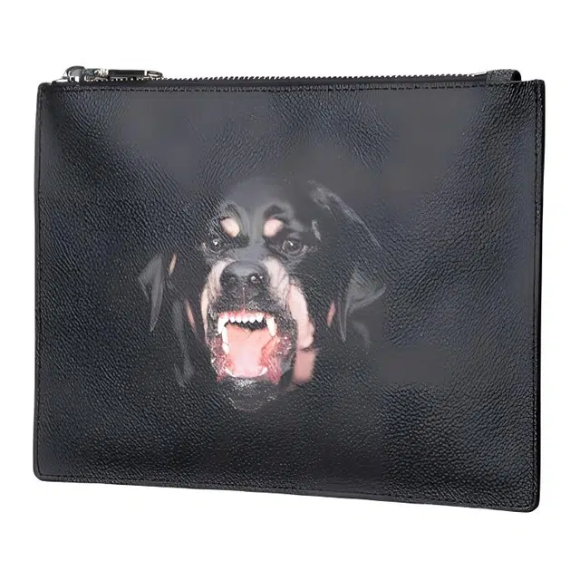 GIVENCHY