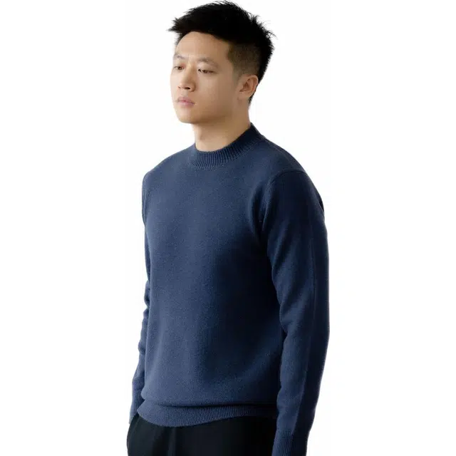 比利斯山羊 纯色圆领厚款毛衣 男款