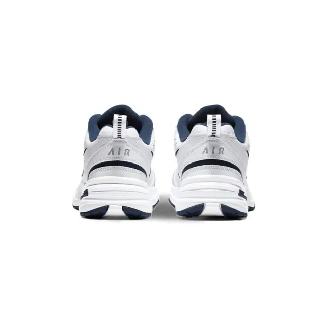 Nike Air Monarch 4