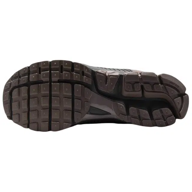 Nike Air Zoom Vomero 5 Cave Stone