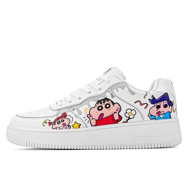 Crayon Shinchan Love Pair Low Sneakers