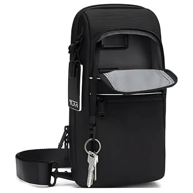 TUMI Compact