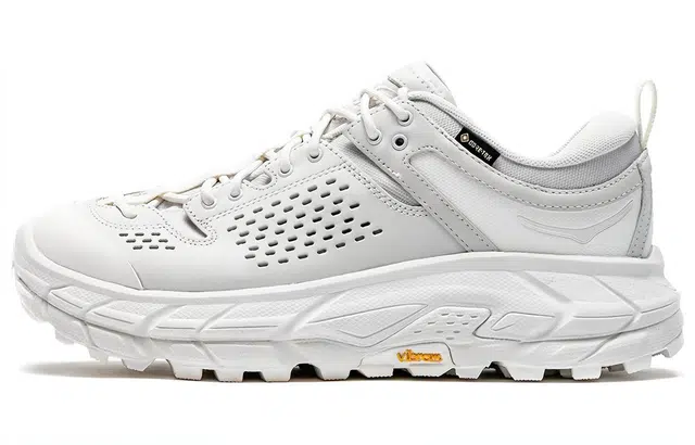 HOKA ONE ONE Tor Ultra Low