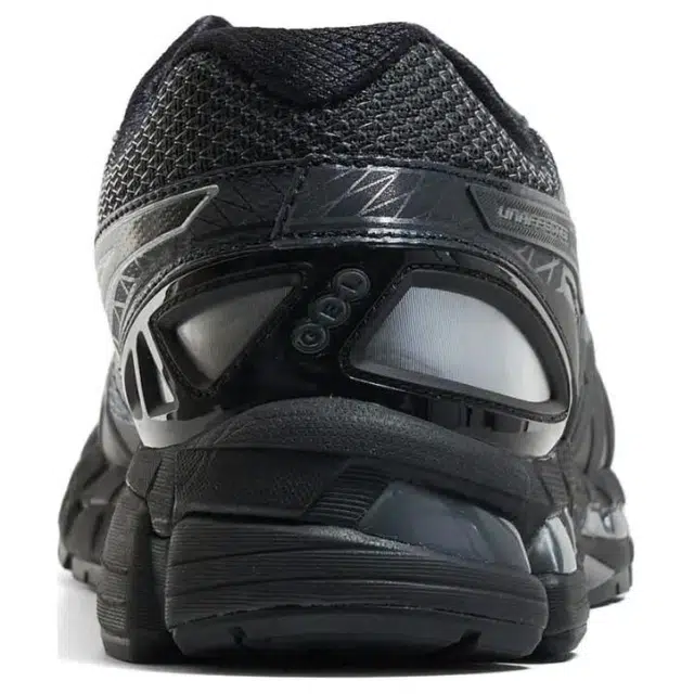 UNAFFECTED x Asics Gel-Kayano20