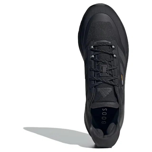 adidas Avryn