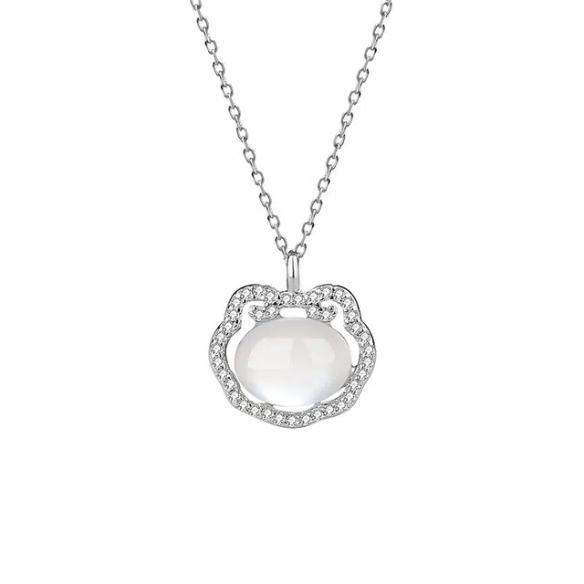 好银坊 平安如意锁  吉祥如意顺遂安康 轻奢气质百搭小众设计 玉髓 项链 女款