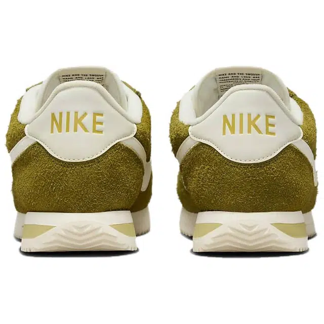 Nike Cortez SE Suede