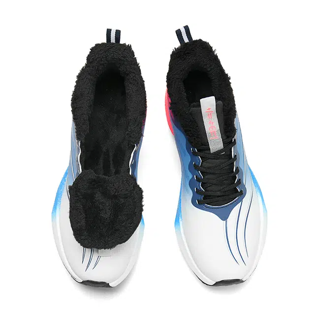 金莱克 时尚舒适百搭减震防滑耐磨 低帮 碳板 休闲跑步鞋 男女同款 蓝色