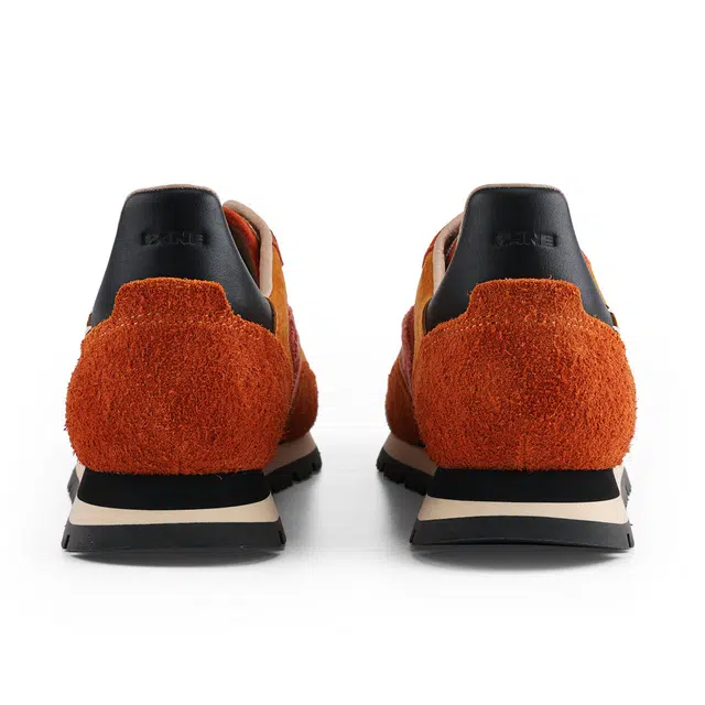 PANE 2.0 CLAY COURT