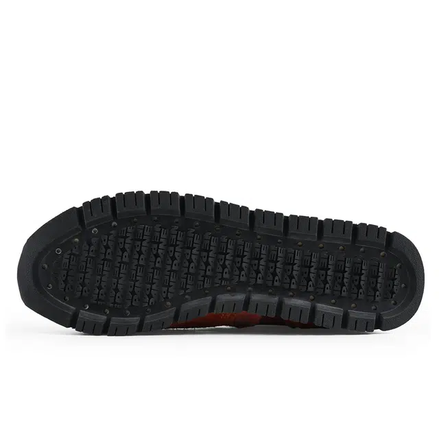 PANE 2.0 CLAY COURT