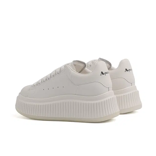 AQUASCUTUM