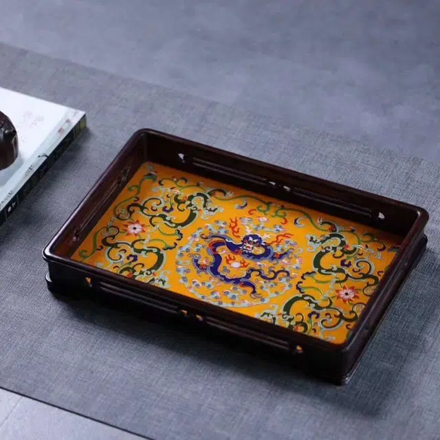 爵倾 景泰蓝九五至尊面镶景泰蓝九五至尊是高贵尊荣的象征又是幸运与成功 大红酸枝 其他木作 男女同款情侣款