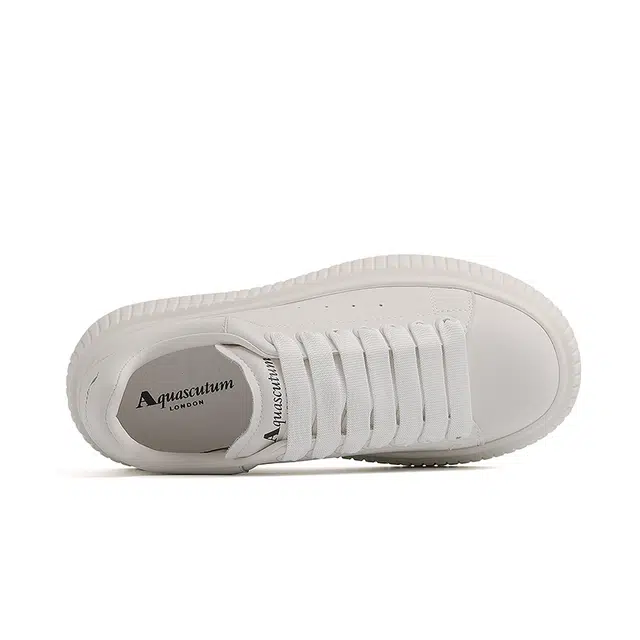 AQUASCUTUM