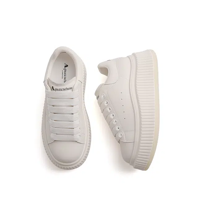 AQUASCUTUM