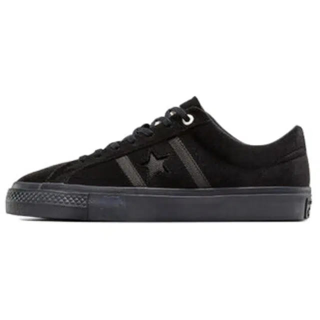 UNDEFEATED x Converse One Star