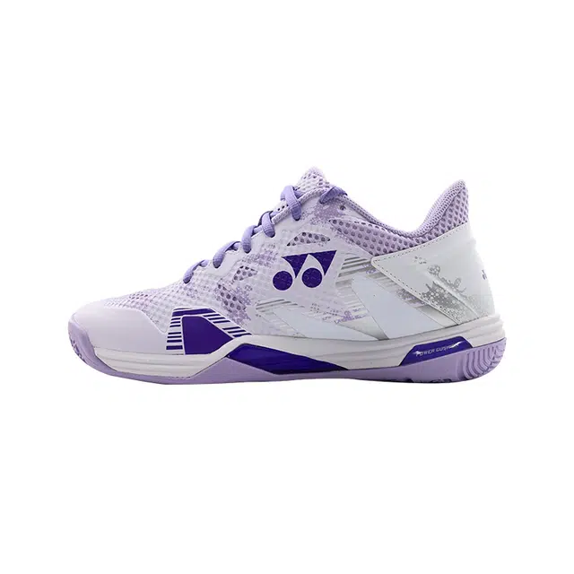YONEX