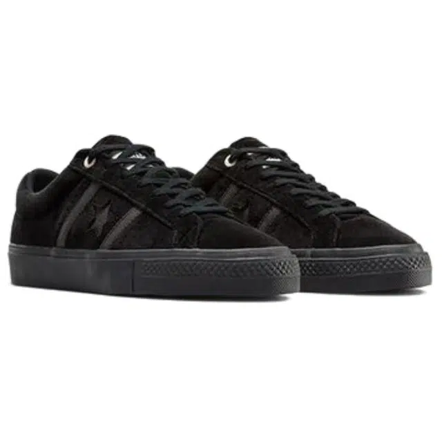 UNDEFEATED x Converse One Star