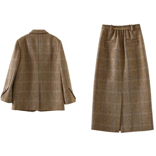 欧昵雪 西装领格纹长袖上衣高腰半身中长裙裙装套装 女款 咖色格