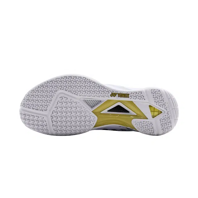 YONEX
