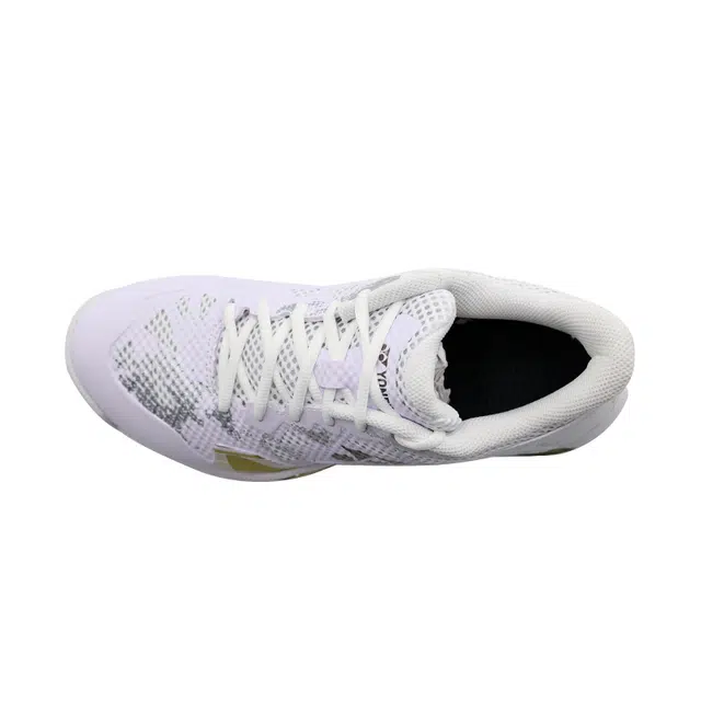 YONEX