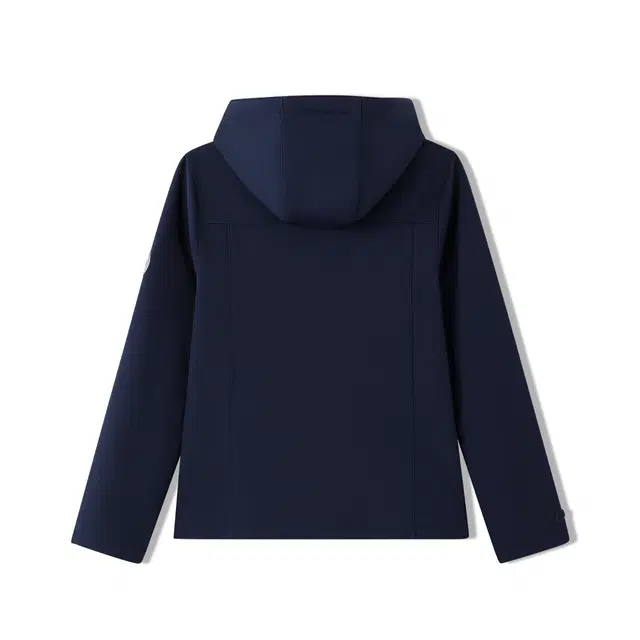 Elle Active