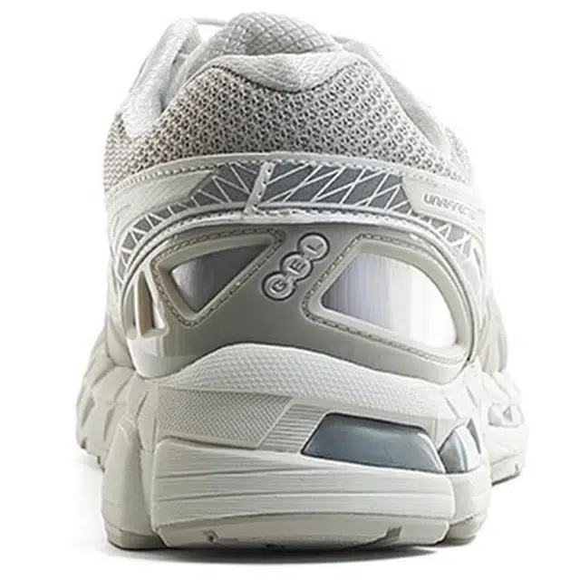 UNAFFECTED x Asics Gel-Kayano20