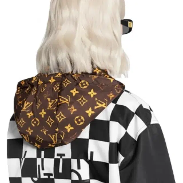 LOUIS VUITTON LV