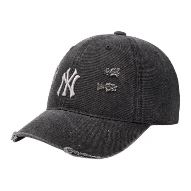 MLB Yankees Logo Cap Black