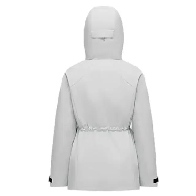 波司登 时尚百搭保暖舒适羽绒服 女款 云溪白