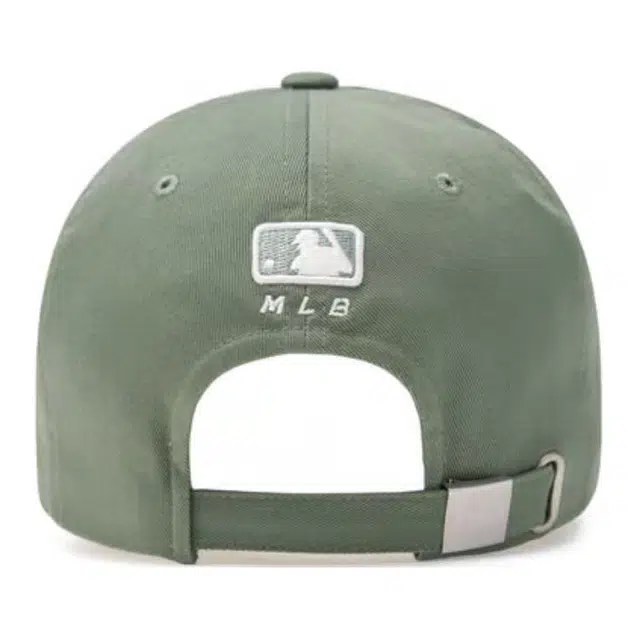 MLB