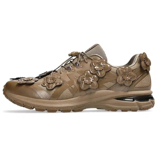 CECILIE BAHNSEN x Asics Gel-Terrain