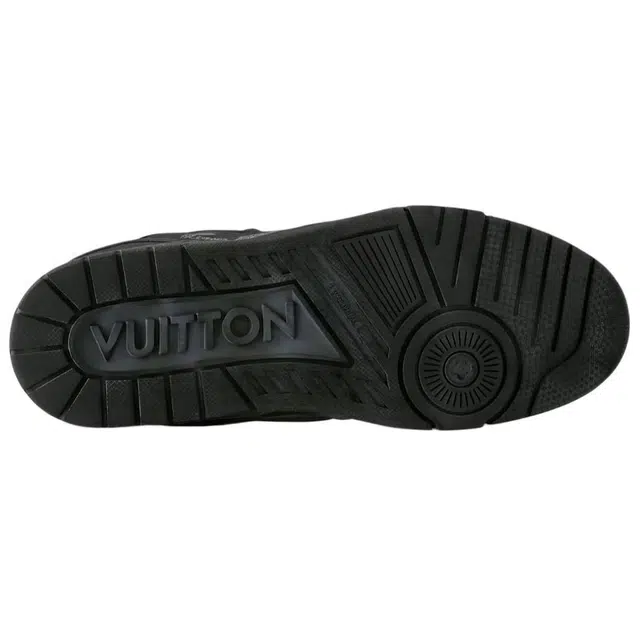 Louis Vuitton Trainer Low Top Black