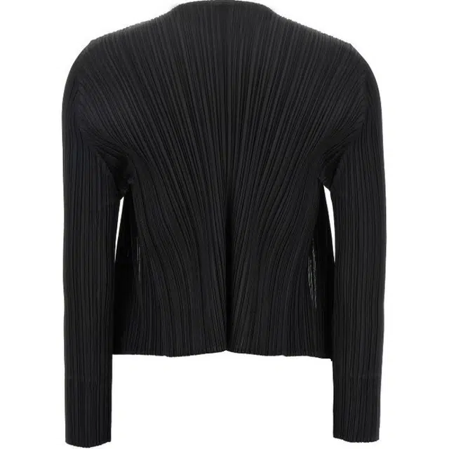PLEATS PLEASE ISSEY MIYAKE