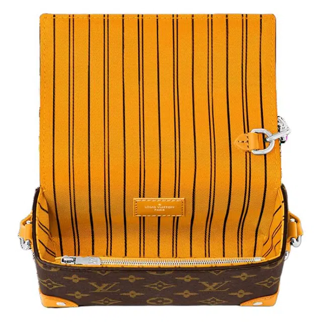 LOUIS VUITTON Steamer
